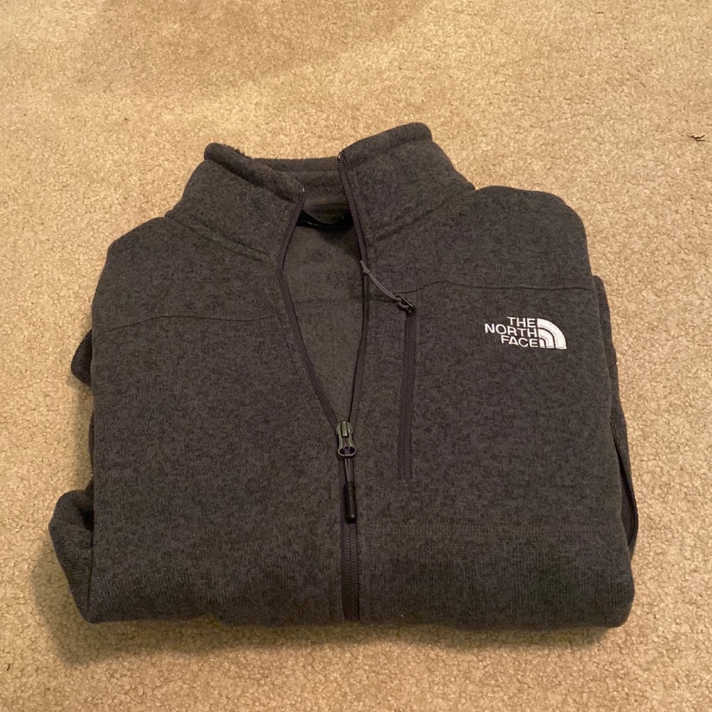 Barely Worn Men’s North Face Fleece Lined Zip Up